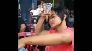Story wa terbaru cewek mabuk