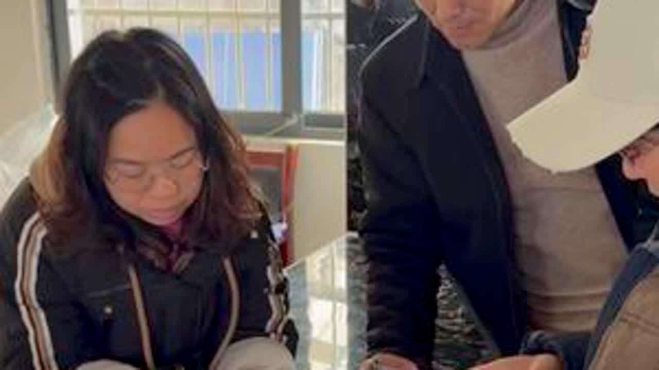 曾经帮扶的孩子.成为了人民教师..#正能量 #中巴婚姻