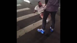 New York blood member fights rolling 60 Crips in Flatbush by his self with no help!