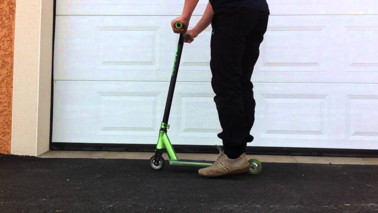 faire un 180 en trottinette freestyle / Réaliser un bunny up 180 - YouTube