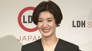栗原さん「やり切った」 引退会見、元バレー日本代表