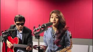 ERAkustik Qierra & Mark Adam - Senyum Lagi