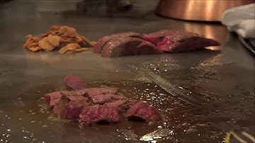 Món ngon thịt bò - Thịt bò Kobe tại một nhà hàng ở Kobe Nhật Bản ( Kobe Beef in a Japan retaurant )