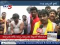 Burning Star Sampoornesh Babu Takes Pushkar Bath @ Dharmapuri