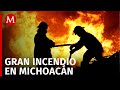 Reportan fuerte incendio en planta recicladora de Michoacán