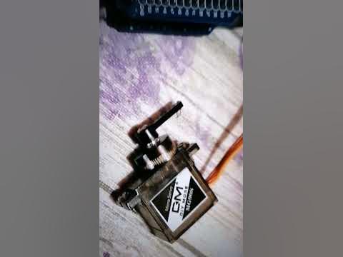 servo test - YouTube