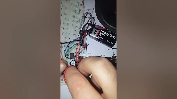 How to build an easy audio amplifier with the LM386 Op Amp