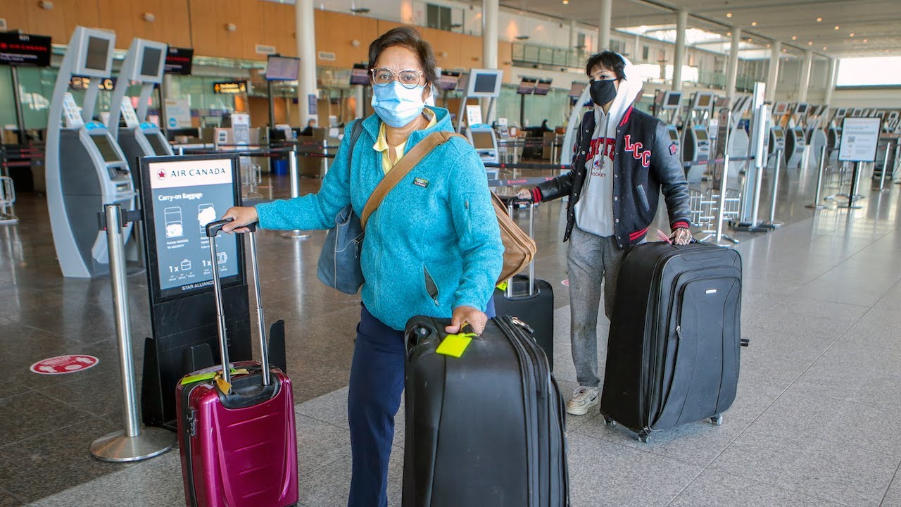 Air Transat cancels flights as bookings drop following latest health  measures | Montreal Gazette