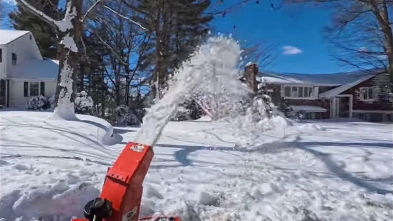 SNOWBLOWING A BLIZZARD 2+ FEET OF SNOW ARIENS 28” DELUXE