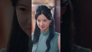 Saat CEO diserang,hanya gadis desa berani maju!CEO langsung klepek² lihat keberaniannya!