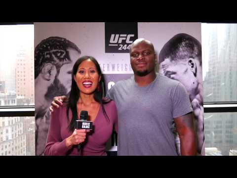 Derrick Lewis not a fan of chicken feet; surprised Daniel Cormier wanted to stand with Stipe