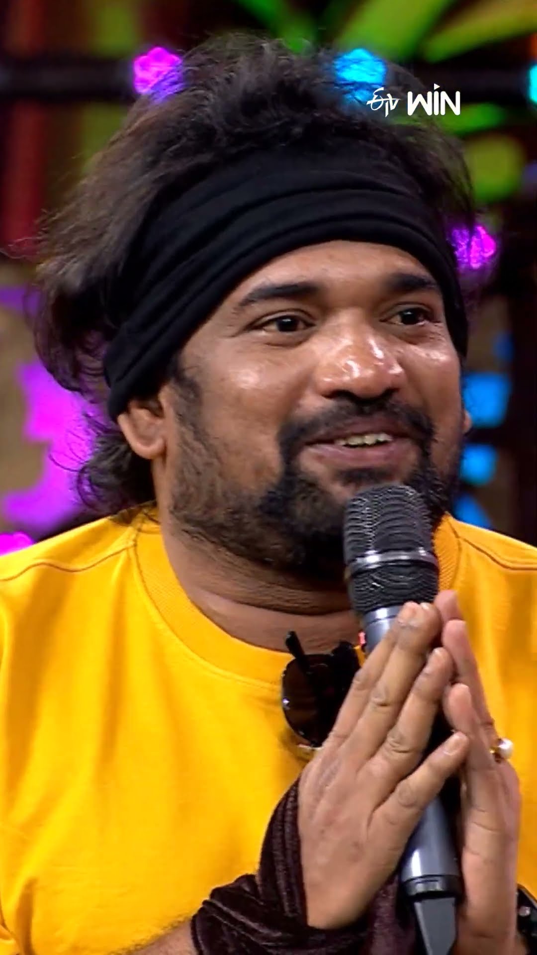 #shorts - రష్మీ, ఇంద్రజ గారి మీద పంచెస్ వేసి పంచ్ ప్రసాద్ అనిపించుకున్నాడు..! #sridevidramacompany