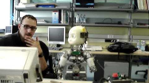 icub under repair.mpg