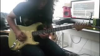 Musafir di aidilfitri-gitar karok....Fender stratocaster 74.....