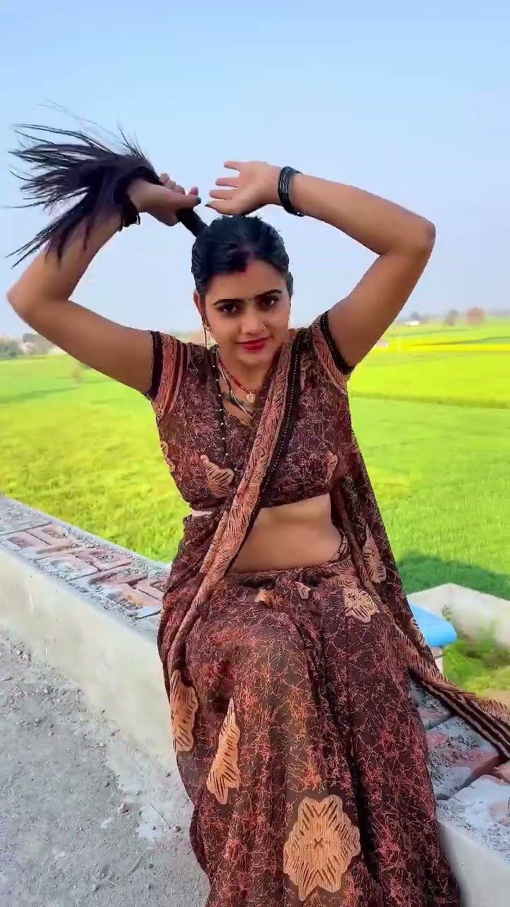 तेरे प्यार की aadat ?#meenu #trending #ytshorts #youtubeshorts