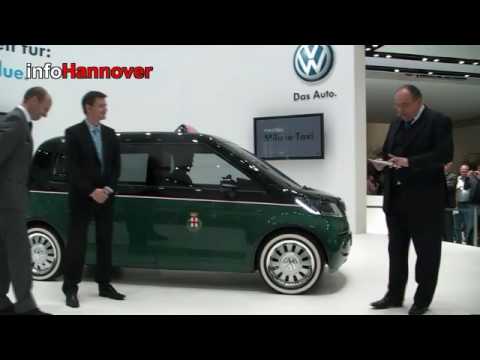 Hannover Messe 2010 Rundgang Angela Merkel - VW