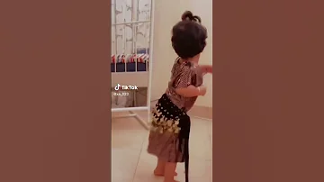 خلوها تلعب لعب بقلبي تستاهل 