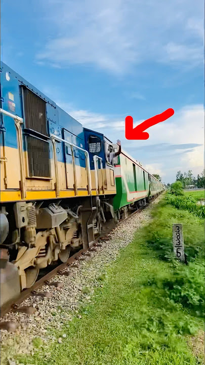 The Locomaster responded by waving his hand. #railway #train #locomaster #viralshorts #trendingshort