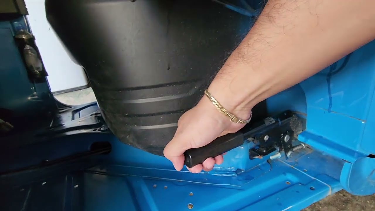 PROPER USE OF HAND BRAKE | MAXIMAZ