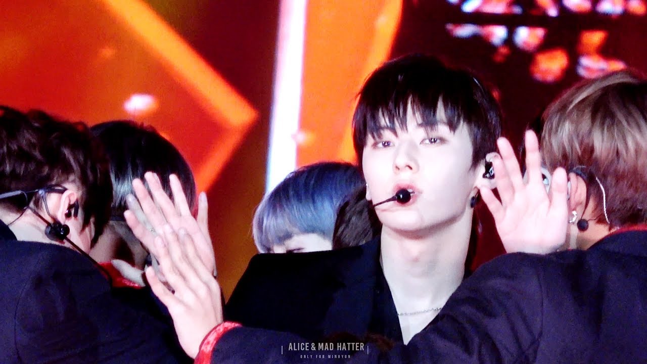 171225 가요대전 - 활활 Burn It Up (민현/MINHYUN Focus)
