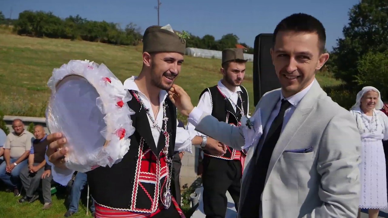 Detalj sa veselja porodice Trajković, selo Poneš kod Gnjilana.