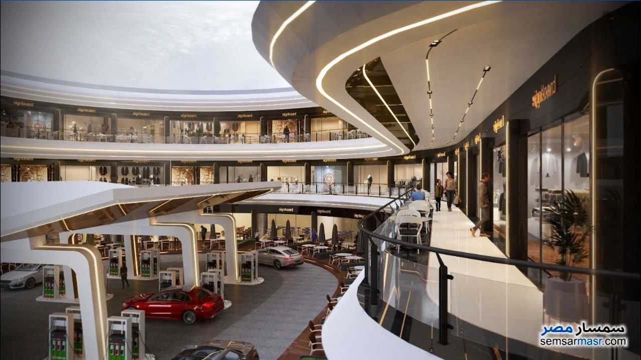 امتلك محلك مساحتة 59 متر بفيو رائع على البحر تقسيط للبيع في بلو هب الجلالة العين السخنة