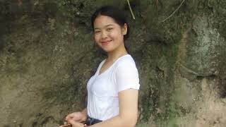 Hluas Nkauj Da Dej Ua Si 32822