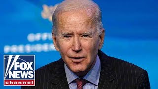 Live: President Biden and first lady Jill Biden host 'Friendsgiving'