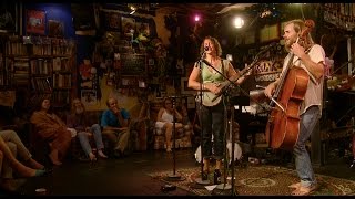 The Littlest Birds - Shady Grove chords