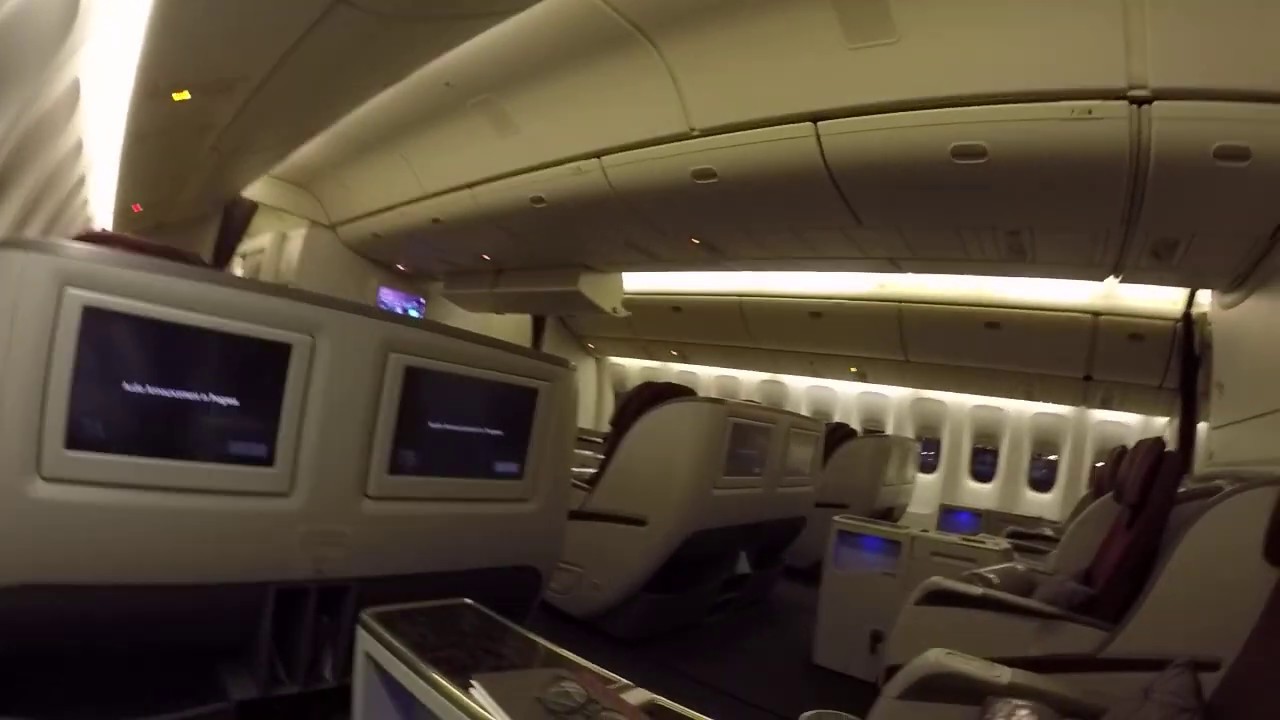 Qatar Airways B777, empty Business Class - YouTube