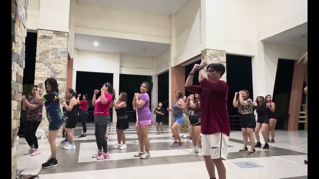 FCSR Coffee Lovers Zumba Moments.Sasakyan Kita by Gladys and The Boxers..