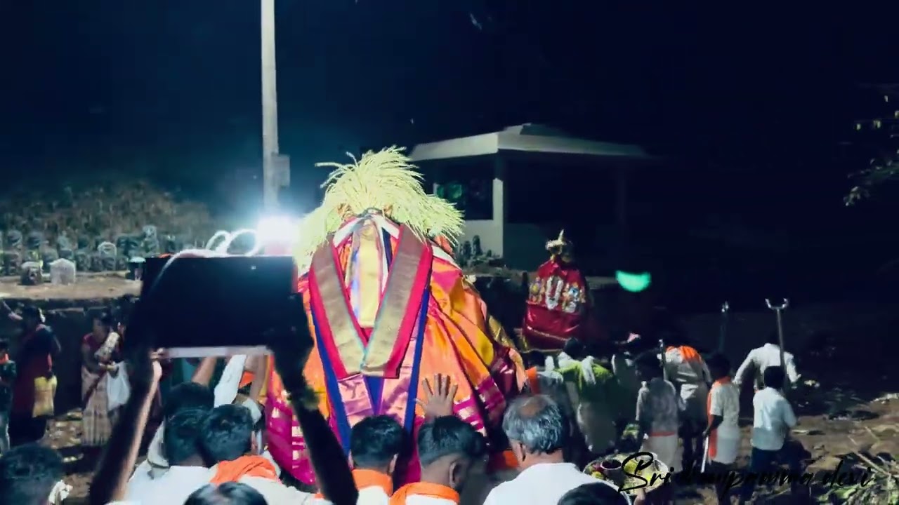 ಓಬಲನರಸಿಂಹ ಸ್ವಾಮಿ ಅವರ ದೀಪೊಸ್ಸವದ ಪ್ರಯುಕ್ತ ಶ್ರೀ ಕ್ಷೇತ್ರ ವಜ್ರದಲ್ಲಿ ಗಂಗಾ ಸ್ನಾನ 