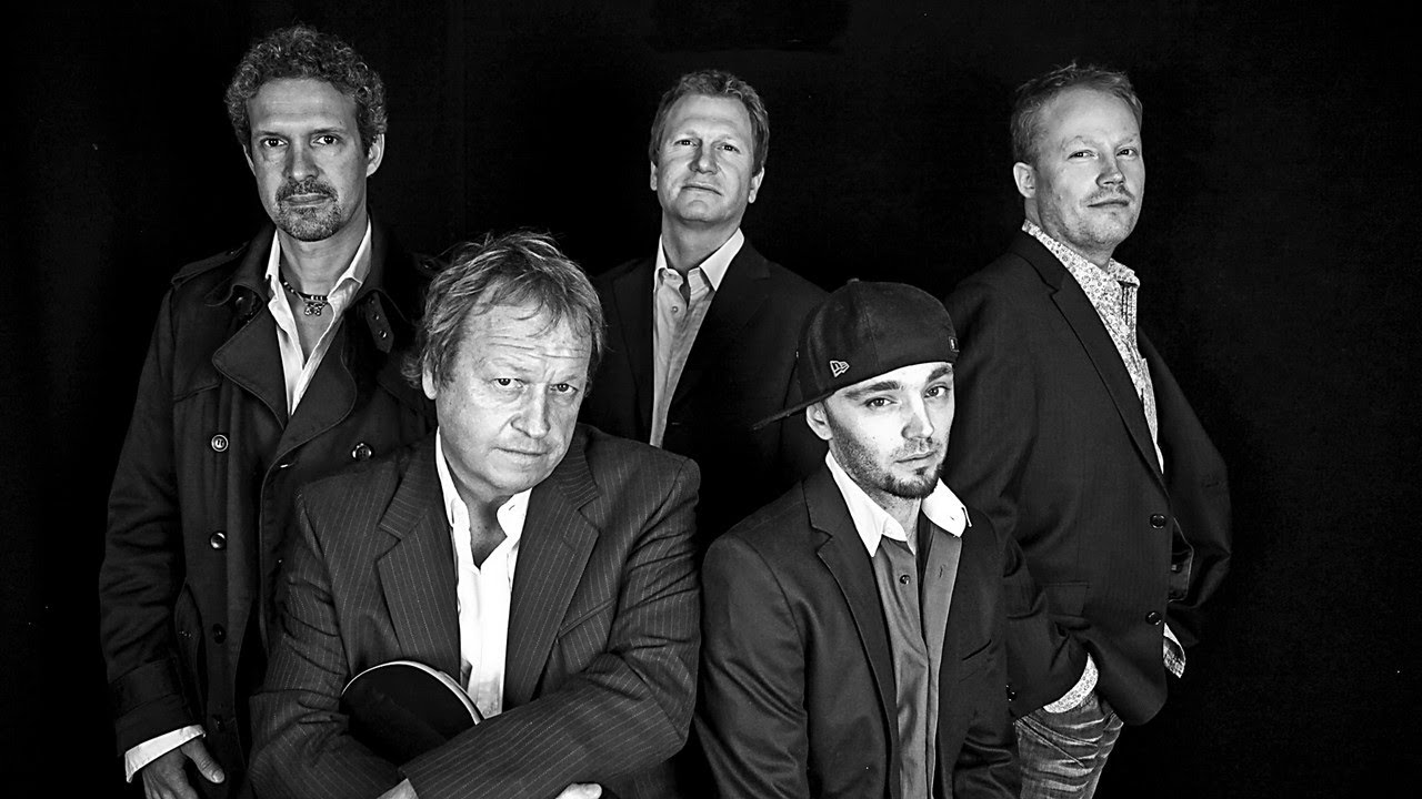 Level 42 Something About You 1985 YouTube Level 42 Something About You 1985 YouTube