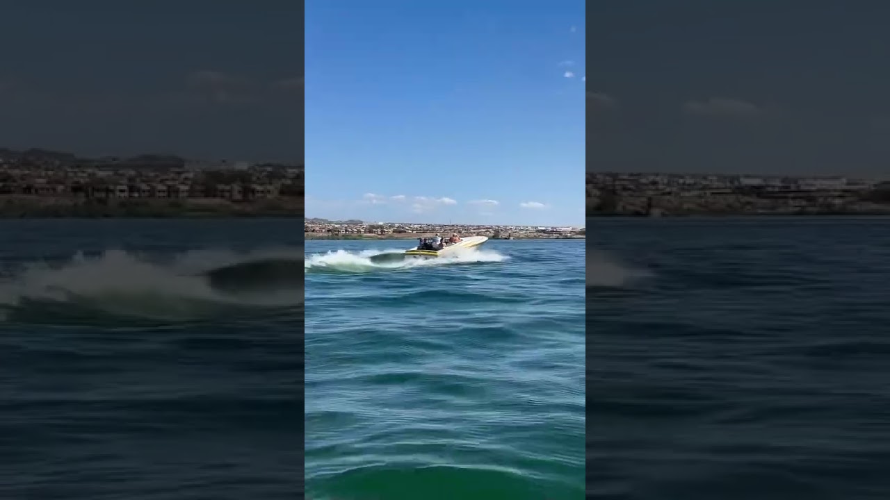 Blown (supercharged) BBC acceleration in a 21’ Howard Day Cruiser Vdrive Boat!