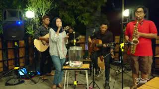 Download Lagu Souljah - Kuingin Kau Mati Saja | Reunion Jamn ft Nungki Dwika Live Cover MP3 Download Lagu Souljah - Kuingin Kau Mati Saja | Reunion Jamn ft Nungki Dwika Live Cover MP3