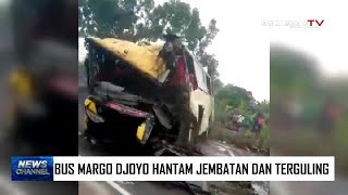 Bus Margo Djoyo Tabrak Jembatan dan Terguling di Jalan  Raya Kapas Bojonegoro
