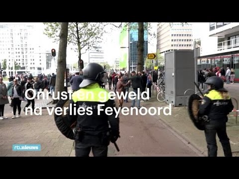 Onrustig op Coolsingel na verlies Feyenoord - RTL NIEUWS