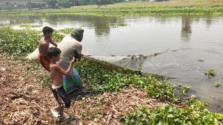 traditional net fishing with hunting big fish fishing video 2024.how to catching fish by net