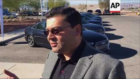 New Audi Technology Reads Traffic Signals