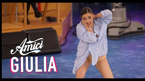 Chi è il fidanzato di Giulia la ballerina di Amici?