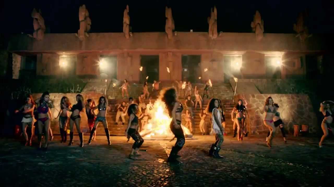 Лимбо на вечеринке. Танец Лимбо Бобби Фаррелл видеоклип. Shooting of the Daddy Yankee Pasarela Music Video.