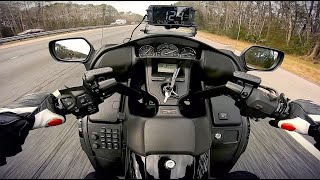 Top Speed Run on the Honda GoldWing F6B. 124.02 MPH on the GPS. Engine was on the soft-Rev Limiter.