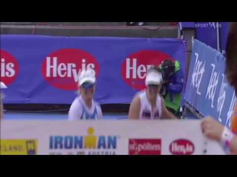 Pro-Triathlete Yvonne van Vlerken - Sprint-finish with Erika Csomor @ Ironman 70.3 Austria 10