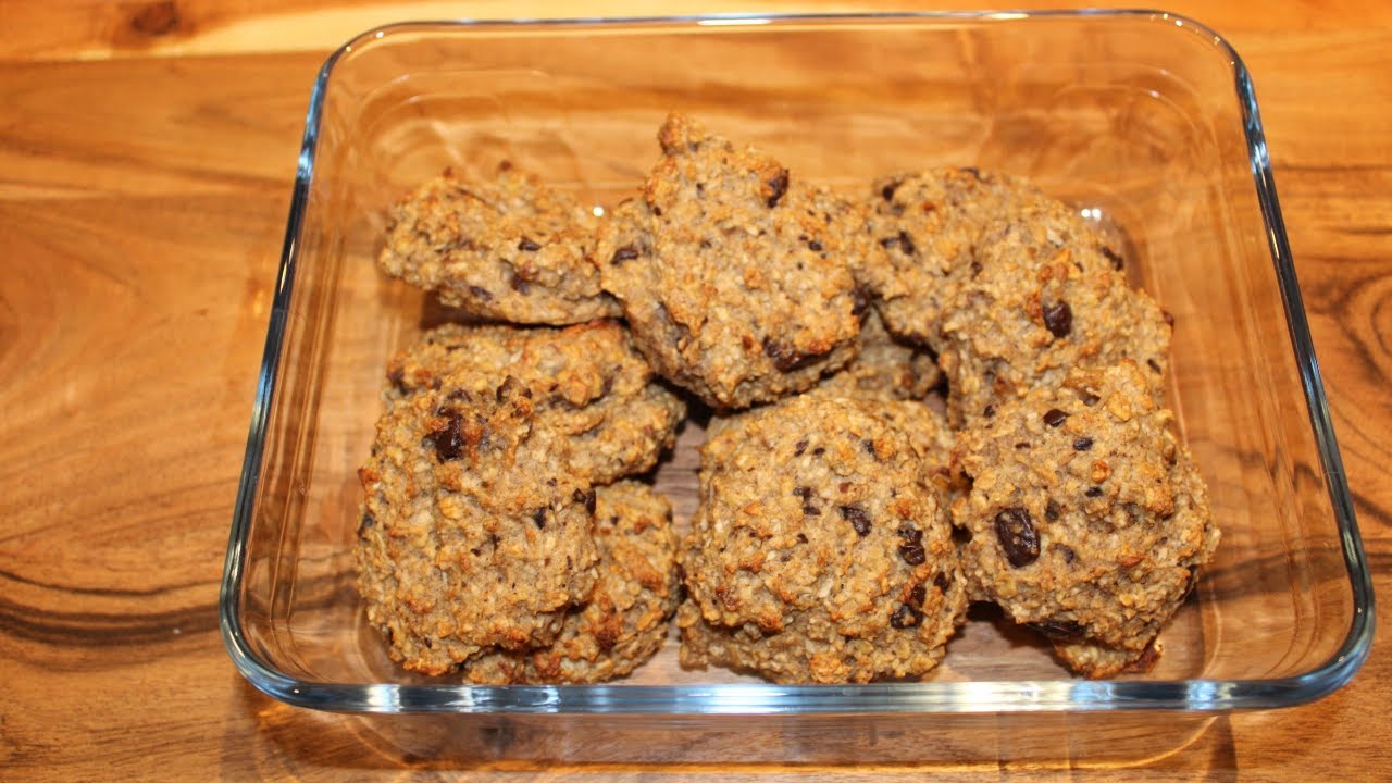 Try this Oats and Banana dessert recipe. No flour! Sugarless! Gluten free