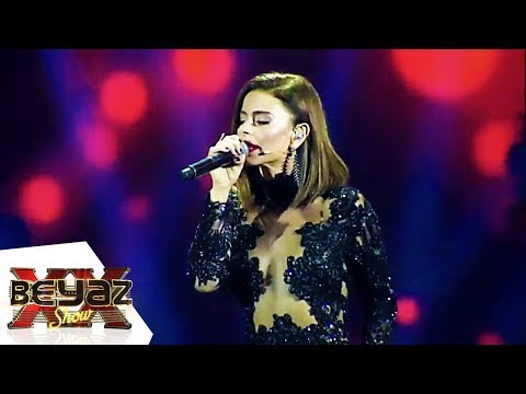 Simge Sağın'dan Bir Telefon Şarkısı - Beyaz Show