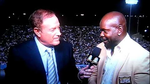 Emmitt Smith thanking the Florida Gators and Gator Nation