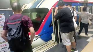 KL Metro train 🚇