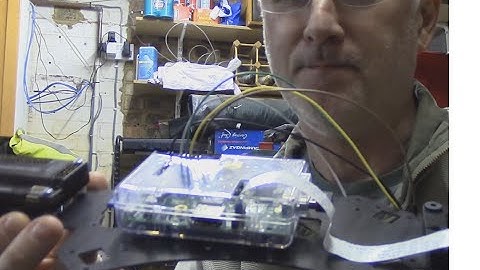 Quadcopter build part 4 : Raspberry Pi mounting