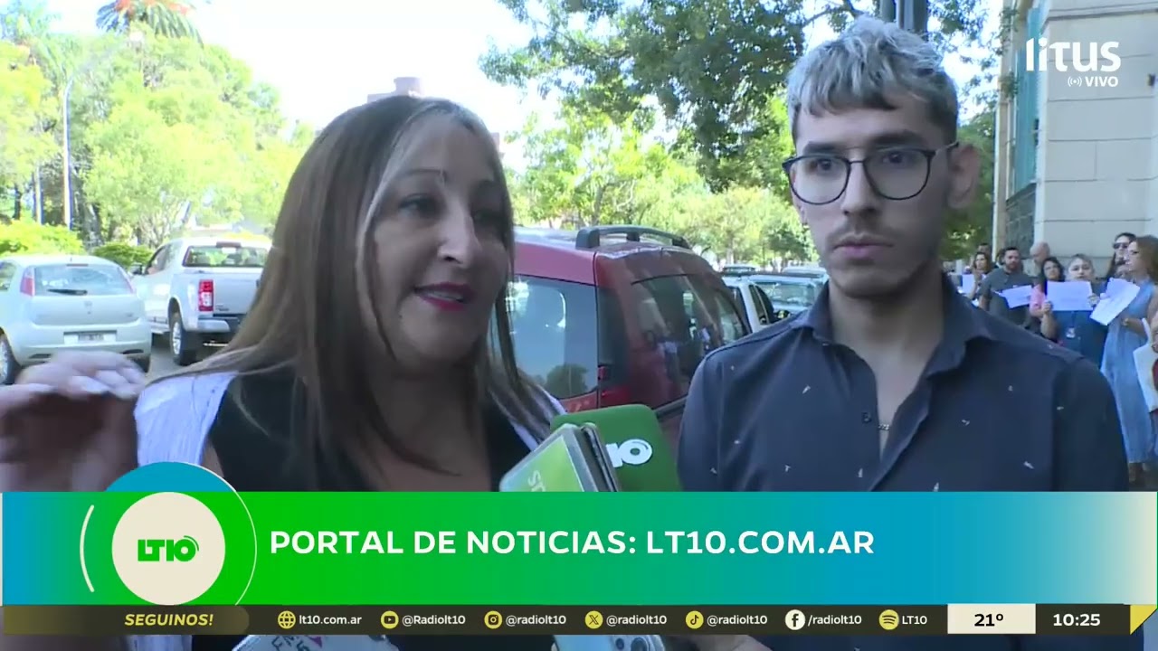 Trabajadores del Cullen realizaron un nuevo abrazo simbólico en reclamo de aumentos salariales