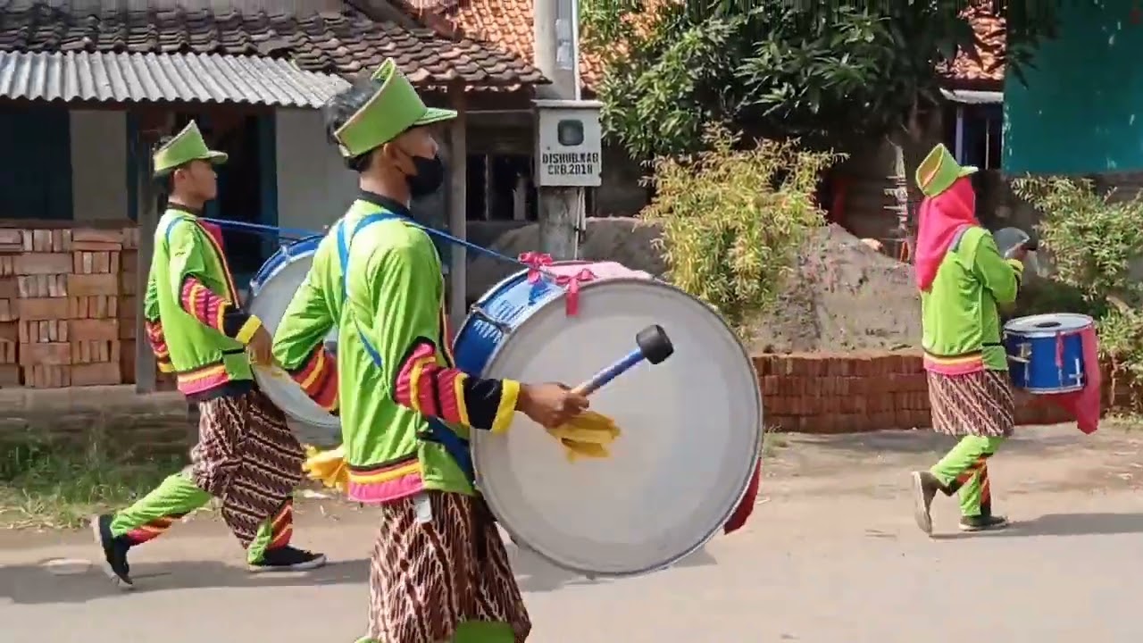 Drumband burok ayu ❗❗❗ acara sunatan di desa kalirahayu******